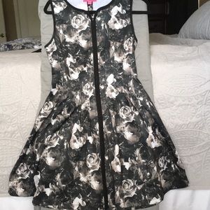 Betsy Johnson Dress